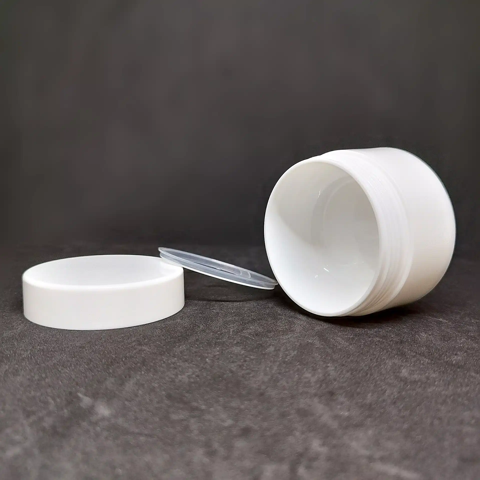 قوطي کرم 50 گرمي سفيد دوجداره Hm-8 - Image 2